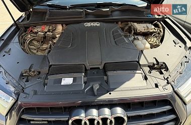 Внедорожник / Кроссовер Audi Q7 2018 в Киеве