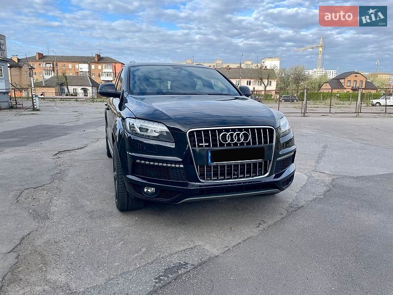 Позашляховик / Кросовер Audi Q7 2014 в Вінниці