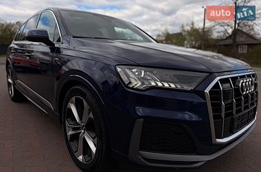 Позашляховик / Кросовер Audi Q7 2020 в Івано-Франківську