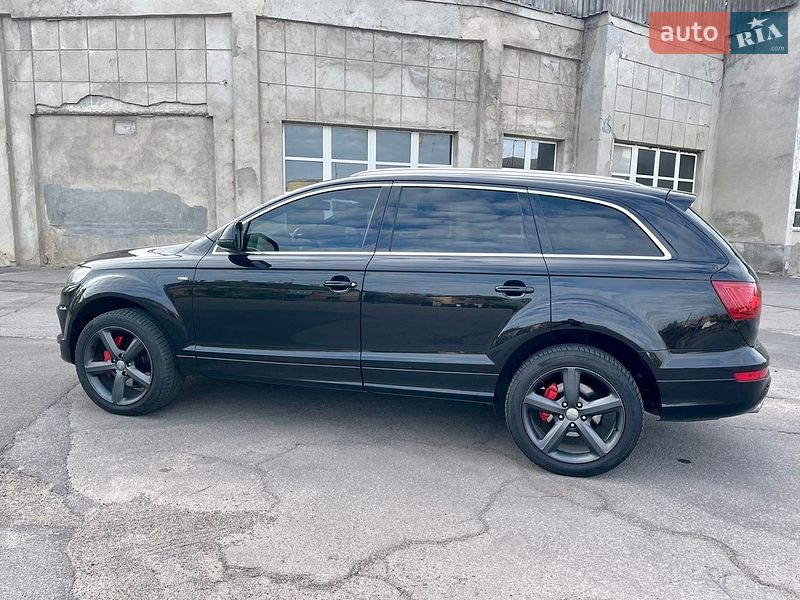 Позашляховик / Кросовер Audi Q7 2014 в Вінниці