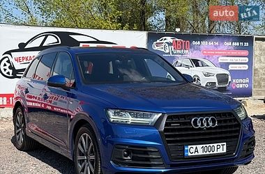 Внедорожник / Кроссовер Audi Q7 2016 в Черкассах