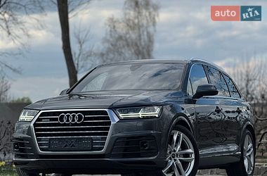 Позашляховик / Кросовер Audi Q7 2017 в Дрогобичі