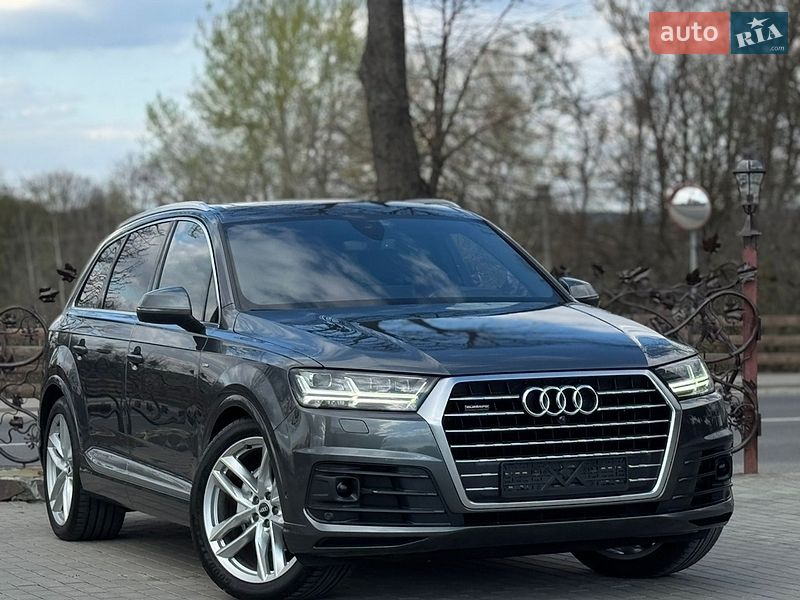 Внедорожник / Кроссовер Audi Q7 2017 в Дрогобыче