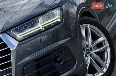 Внедорожник / Кроссовер Audi Q7 2017 в Дрогобыче