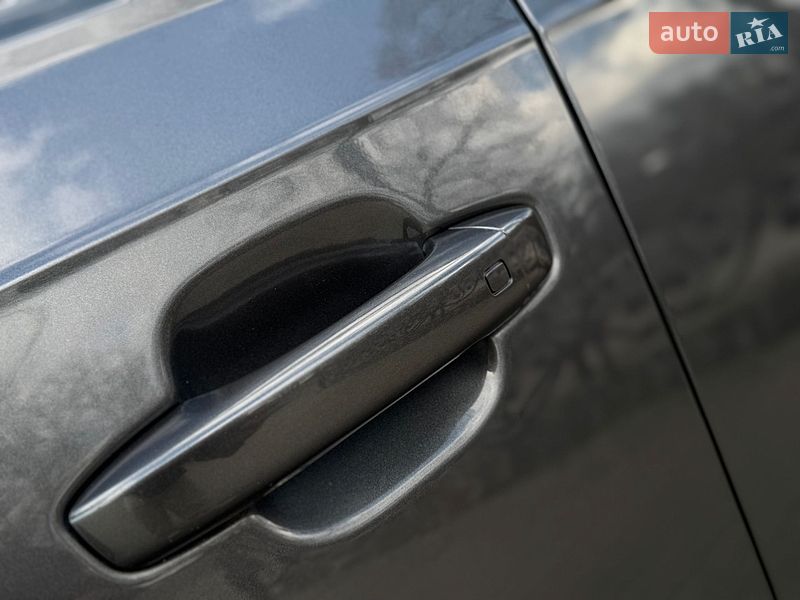 Внедорожник / Кроссовер Audi Q7 2017 в Дрогобыче