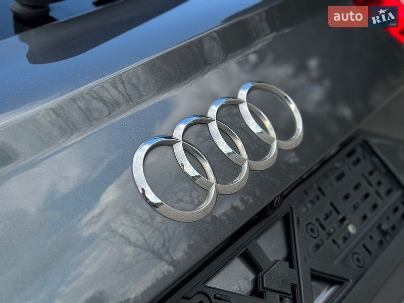 Внедорожник / Кроссовер Audi Q7 2017 в Дрогобыче