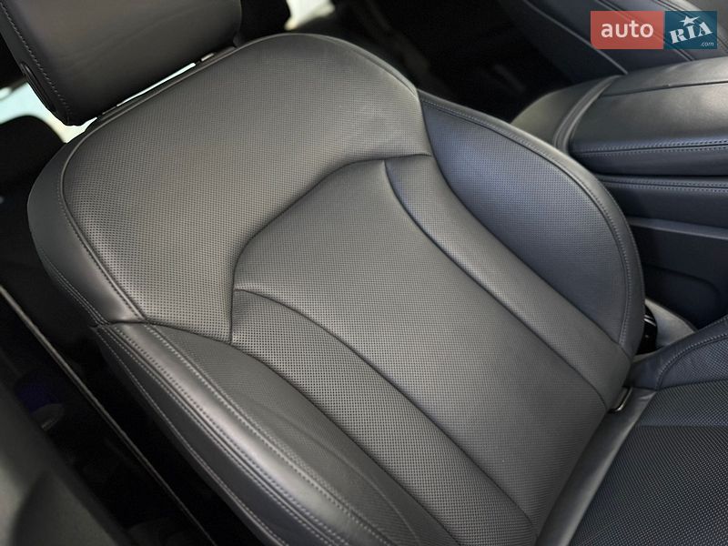 Внедорожник / Кроссовер Audi Q7 2017 в Дрогобыче