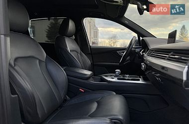 Внедорожник / Кроссовер Audi Q7 2017 в Дрогобыче