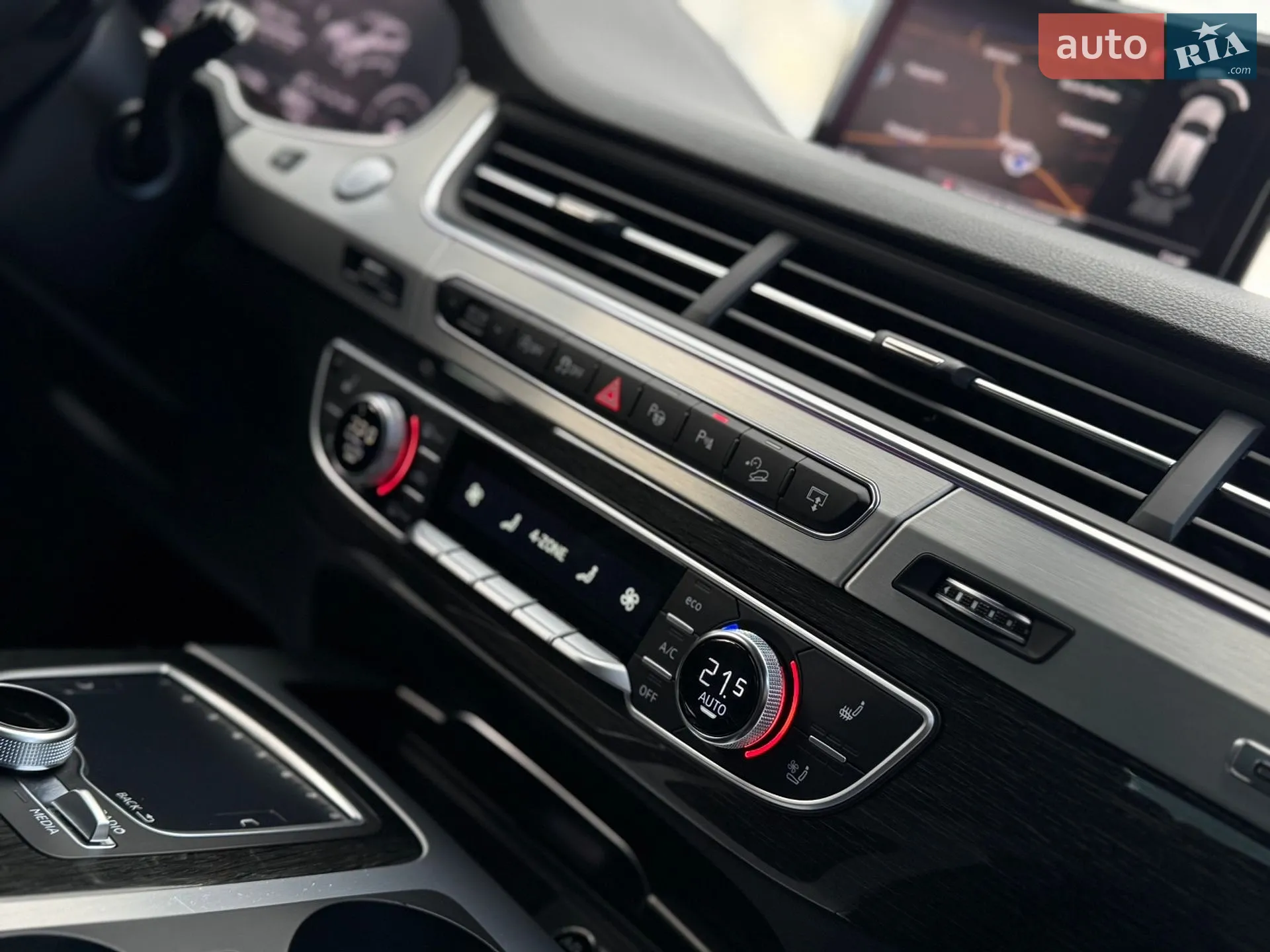 2017 Audi Q7 - мініатюра 83