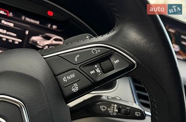 Внедорожник / Кроссовер Audi Q7 2017 в Дрогобыче