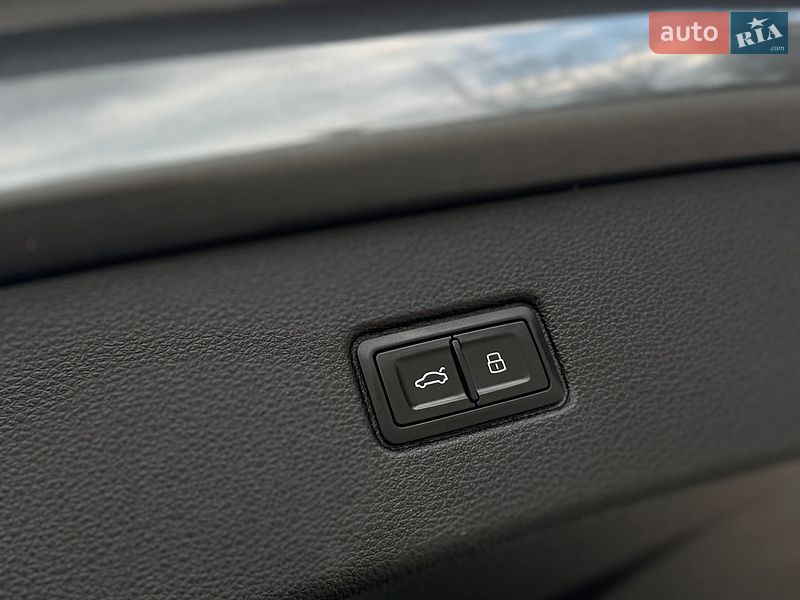 Внедорожник / Кроссовер Audi Q7 2017 в Дрогобыче