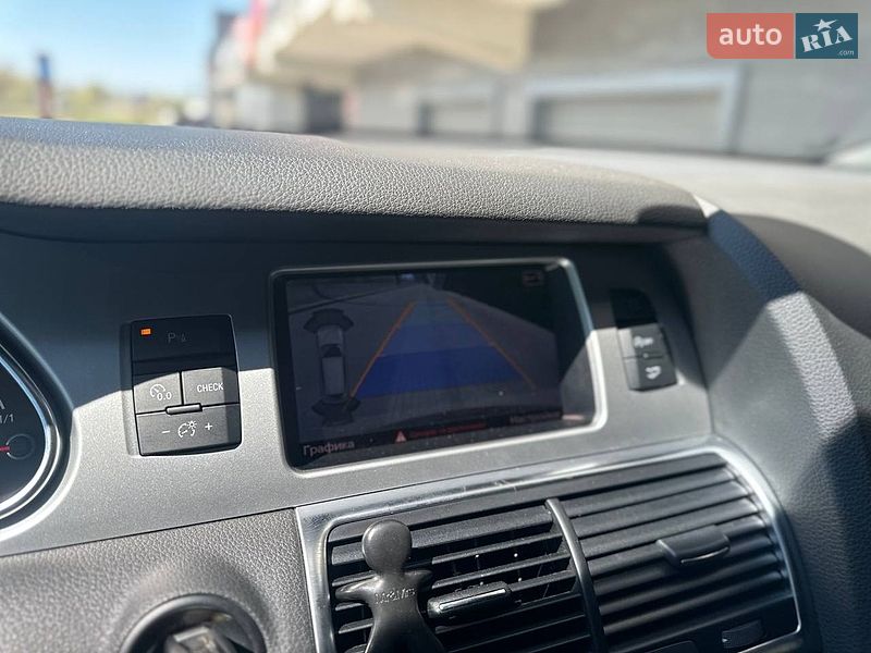 Позашляховик / Кросовер Audi Q7 2013 в Києві