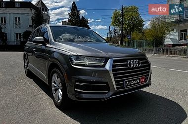 Позашляховик / Кросовер Audi Q7 2016 в Києві