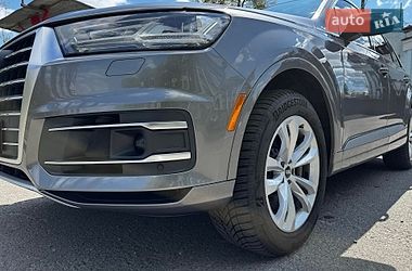 Позашляховик / Кросовер Audi Q7 2016 в Києві