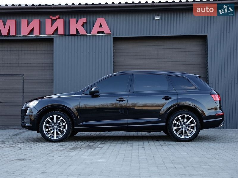 Внедорожник / Кроссовер Audi Q7 2016 в Сарнах