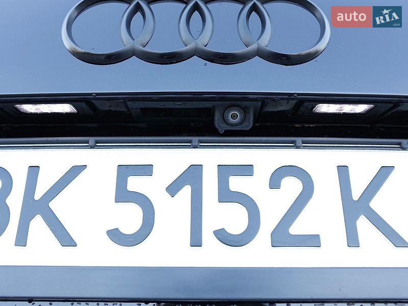 Внедорожник / Кроссовер Audi Q7 2016 в Сарнах