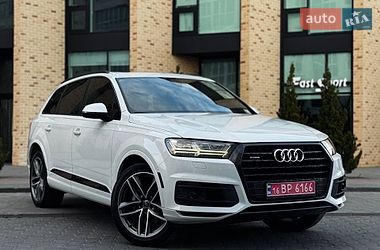 Позашляховик / Кросовер Audi Q7 2017 в Хмельницькому