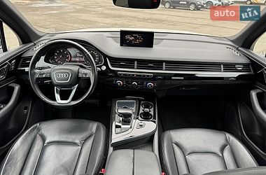 Внедорожник / Кроссовер Audi Q7 2017 в Киеве