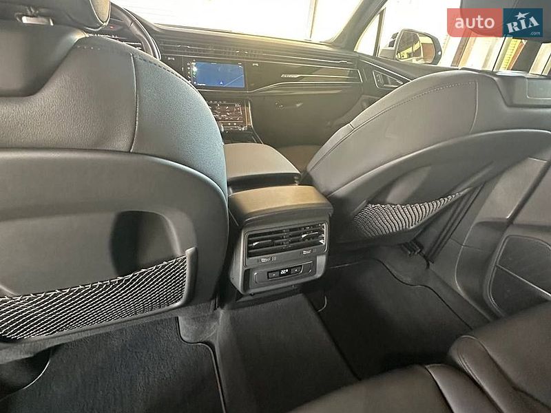 Внедорожник / Кроссовер Audi Q7 2022 в Киеве