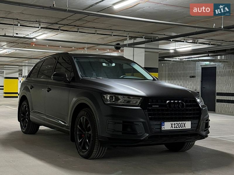 Позашляховик / Кросовер Audi Q7 2016 в Дніпрі