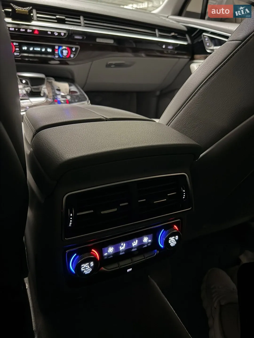 2016 Audi Q7 - мініатюра 26