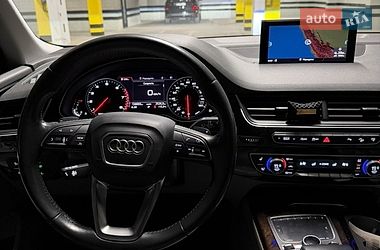 Позашляховик / Кросовер Audi Q7 2016 в Дніпрі