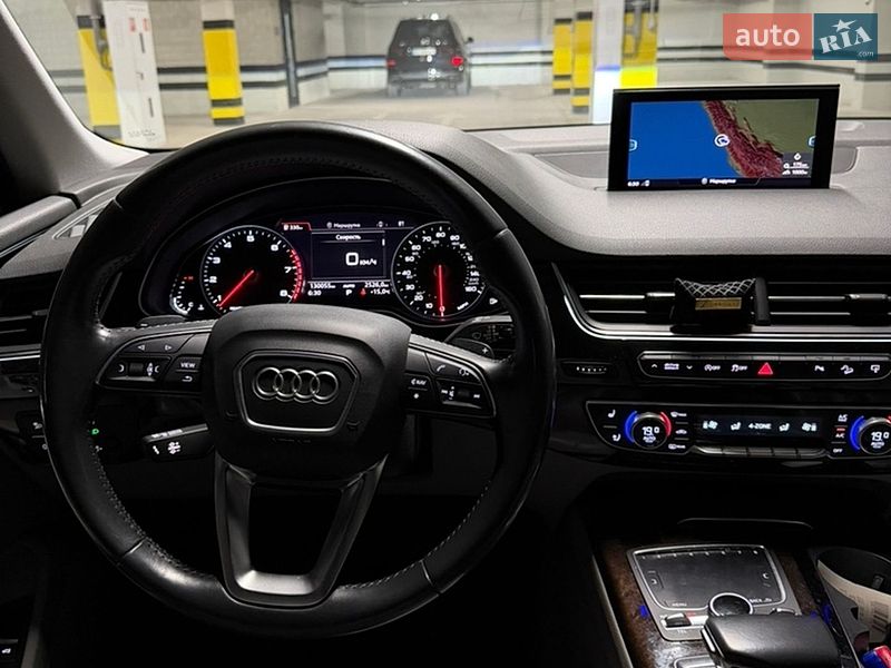 Позашляховик / Кросовер Audi Q7 2016 в Дніпрі