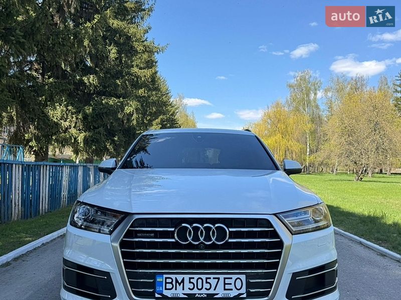 Внедорожник / Кроссовер Audi Q7 2018 в Киеве