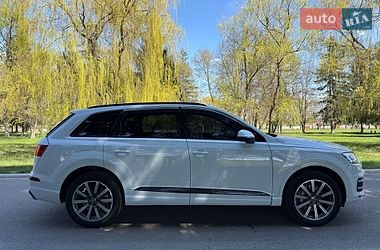 Внедорожник / Кроссовер Audi Q7 2018 в Киеве