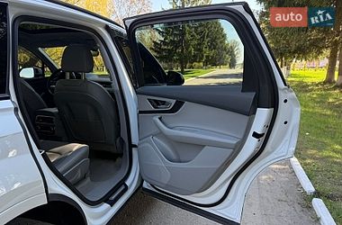 Внедорожник / Кроссовер Audi Q7 2018 в Киеве