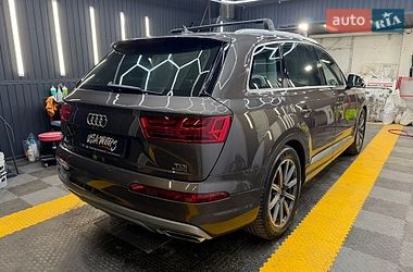 Внедорожник / Кроссовер Audi Q7 2016 в Киеве