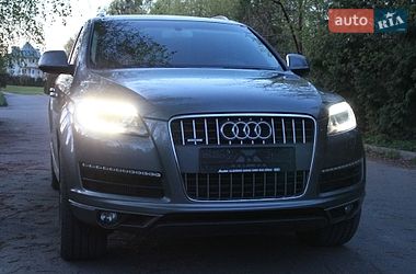 Внедорожник / Кроссовер Audi Q7 2015 в Киеве