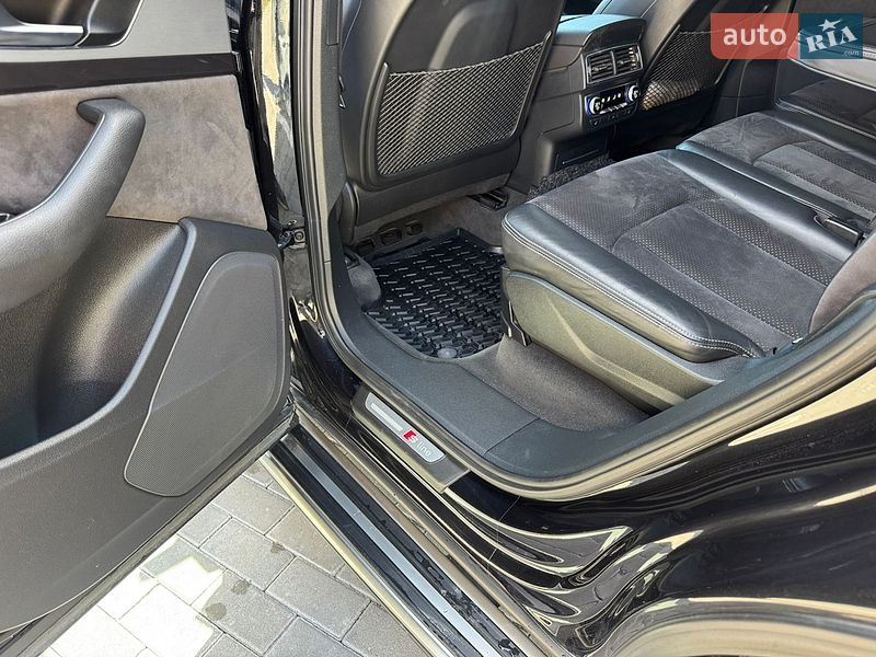 Внедорожник / Кроссовер Audi Q7 2016 в Кременце