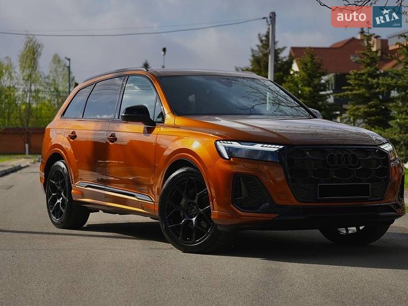 Внедорожник / Кроссовер Audi Q7 2024 в Киеве