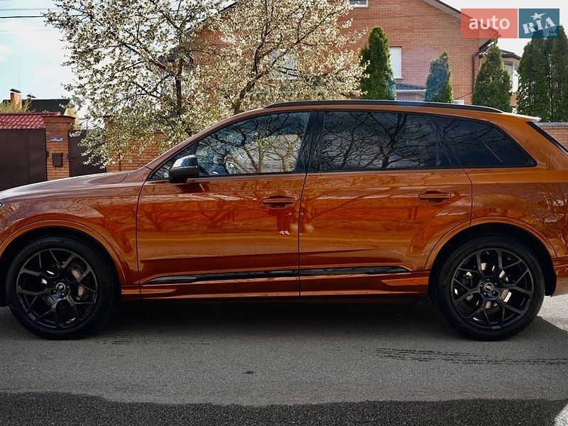 Внедорожник / Кроссовер Audi Q7 2024 в Киеве