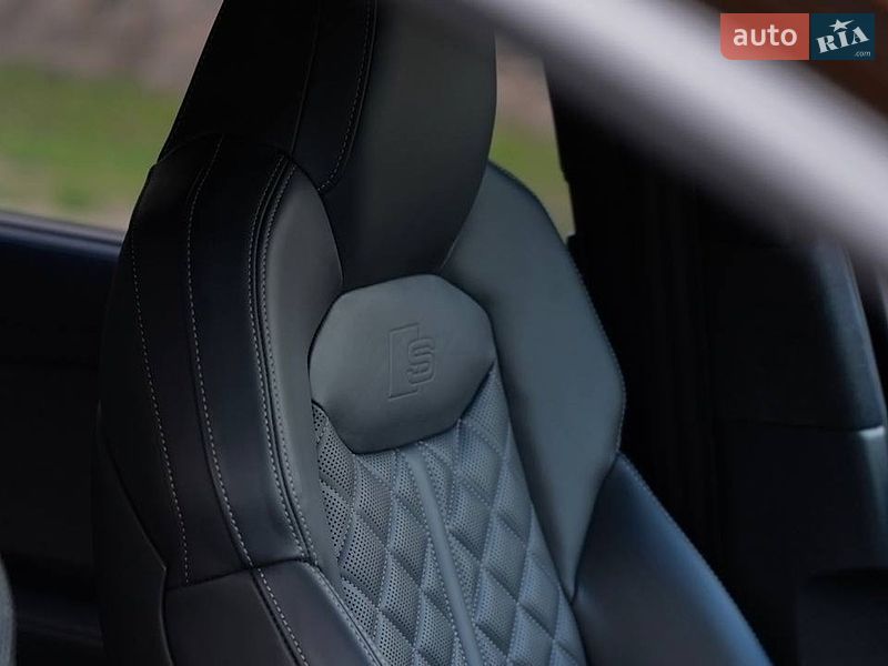 Внедорожник / Кроссовер Audi Q7 2024 в Киеве