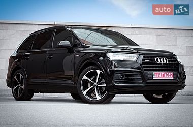 Внедорожник / Кроссовер Audi Q7 2019 в Киеве