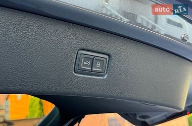Позашляховик / Кросовер Audi Q7 2018 в Рівному