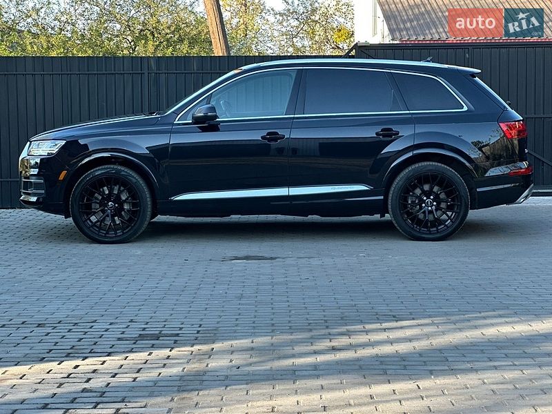 Внедорожник / Кроссовер Audi Q7 2017 в Сарнах