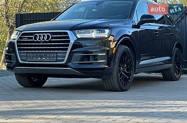 Внедорожник / Кроссовер Audi Q7 2017 в Сарнах