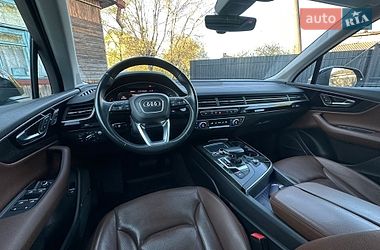 Внедорожник / Кроссовер Audi Q7 2017 в Сарнах