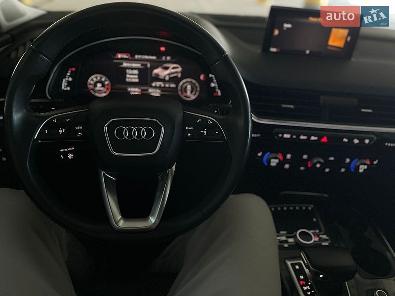 Внедорожник / Кроссовер Audi Q7 2018 в Киеве