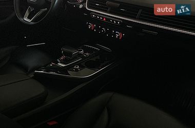 Внедорожник / Кроссовер Audi Q7 2018 в Киеве