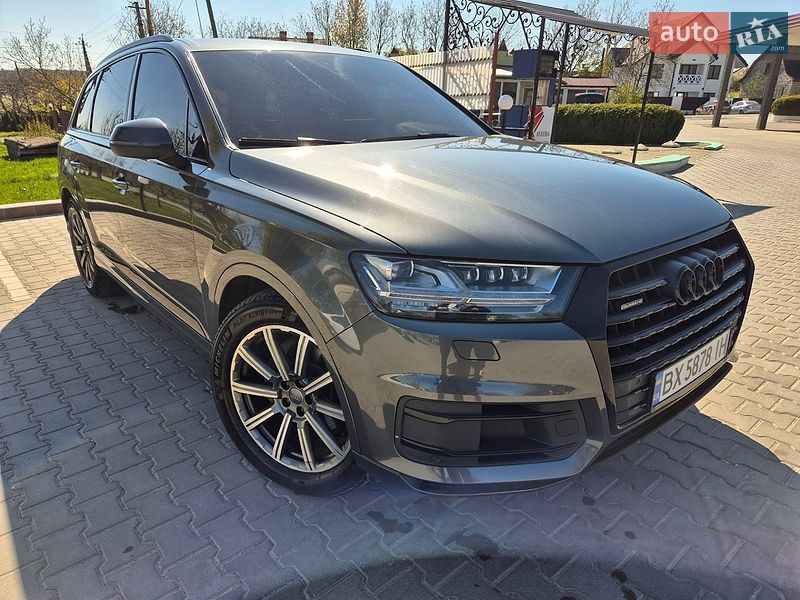 Внедорожник / Кроссовер Audi Q7 2016 в Каменец-Подольском