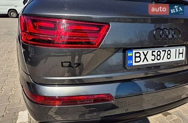 Внедорожник / Кроссовер Audi Q7 2016 в Каменец-Подольском