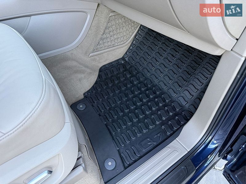 Внедорожник / Кроссовер Audi Q7 2012 в Ковеле