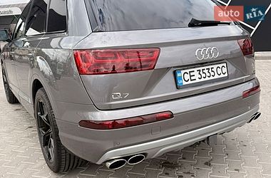 Внедорожник / Кроссовер Audi Q7 2017 в Черновцах