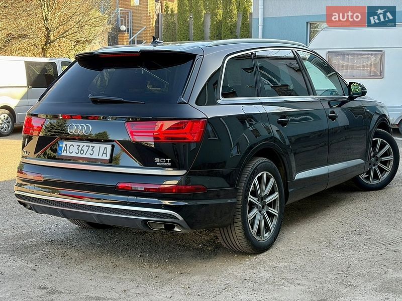 Внедорожник / Кроссовер Audi Q7 2018 в Луцке