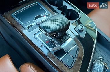 Внедорожник / Кроссовер Audi Q7 2018 в Луцке