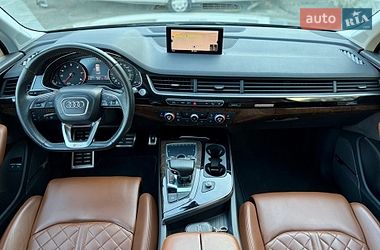Внедорожник / Кроссовер Audi Q7 2018 в Луцке